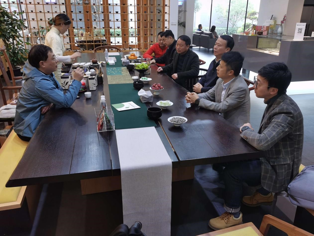 贵阳综保区党工委副书记黄良忠一行莅临6686体育(中国)官方网站考察